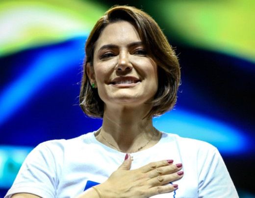 Michelle Bolsonaro comemora PNEBS em rede social