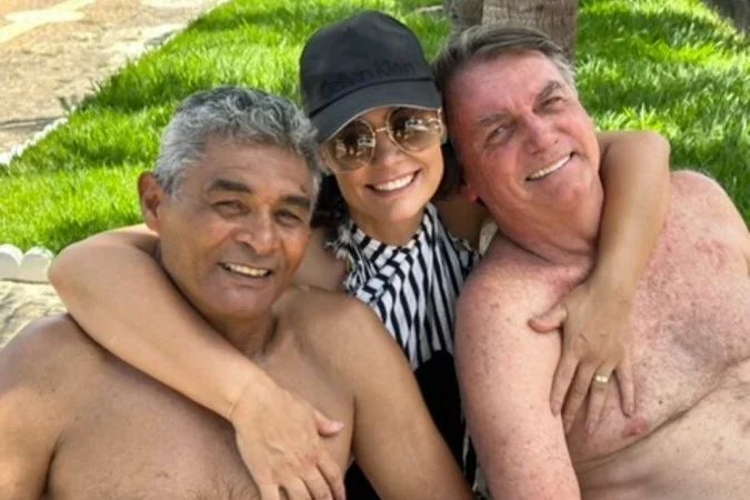 Michelle Bolsonaro publica homenagem a Jair Bolsonaro nas redes sociais