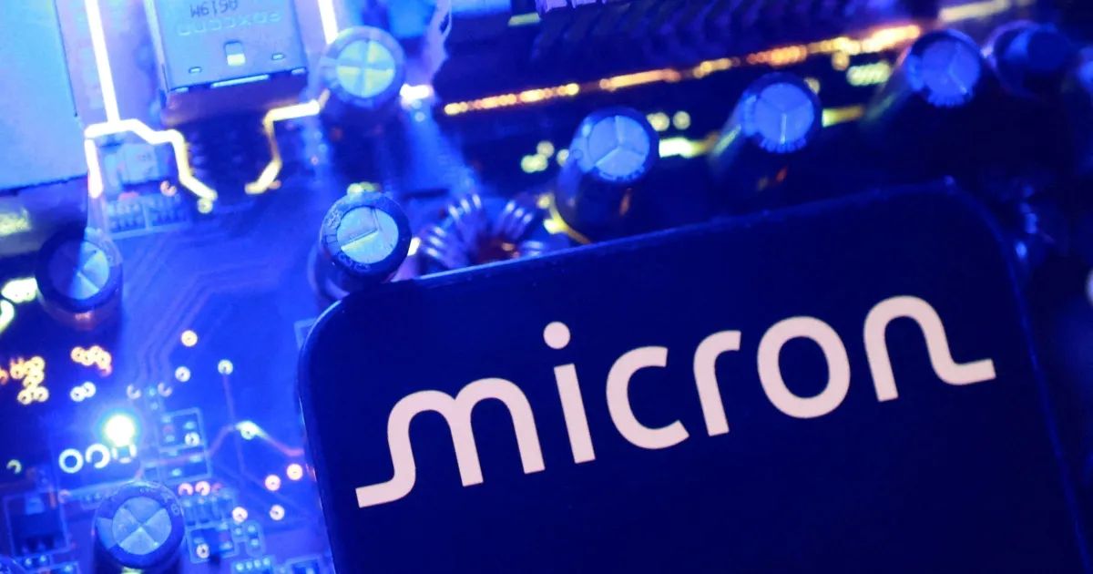 Fachada de instalações industriais da Micron