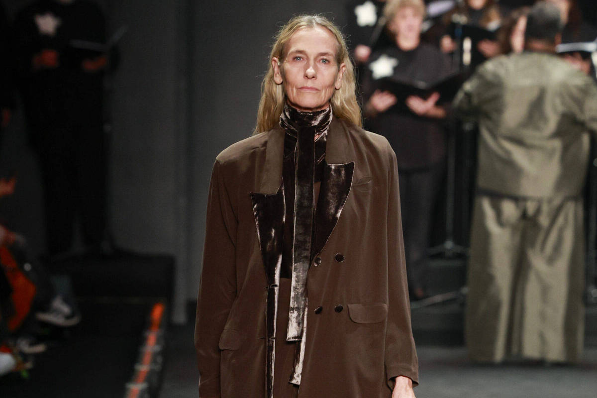 Desfile da Misci na Sapucaí acompanhado pela bateria da Beija-Flor