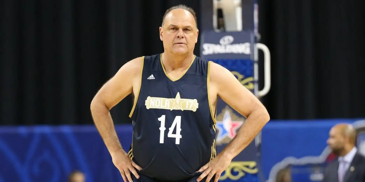 Oscar Schmidt, ex-pivô e maior cestinha do basquete brasileiro