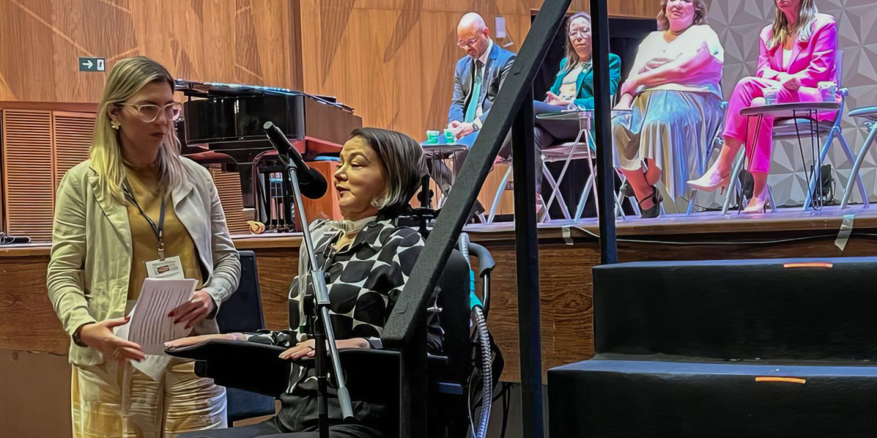 Vereadora Luciana Novaes em sessão da Câmara Municipal do Rio