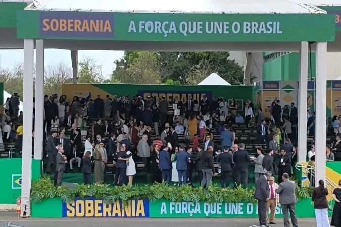 Autoridades chegam ao desfile de 7 de Setembro em Brasília