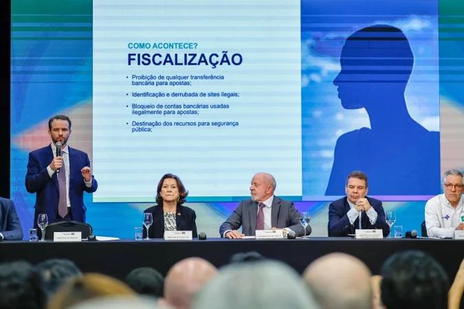 Presidente Lula durante assinatura da medida provisória sobre apostas