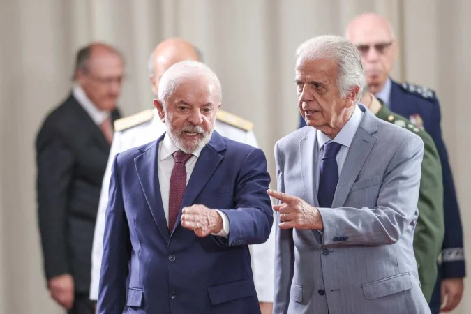 José Múcio e Davi Alcolumbre em conversa