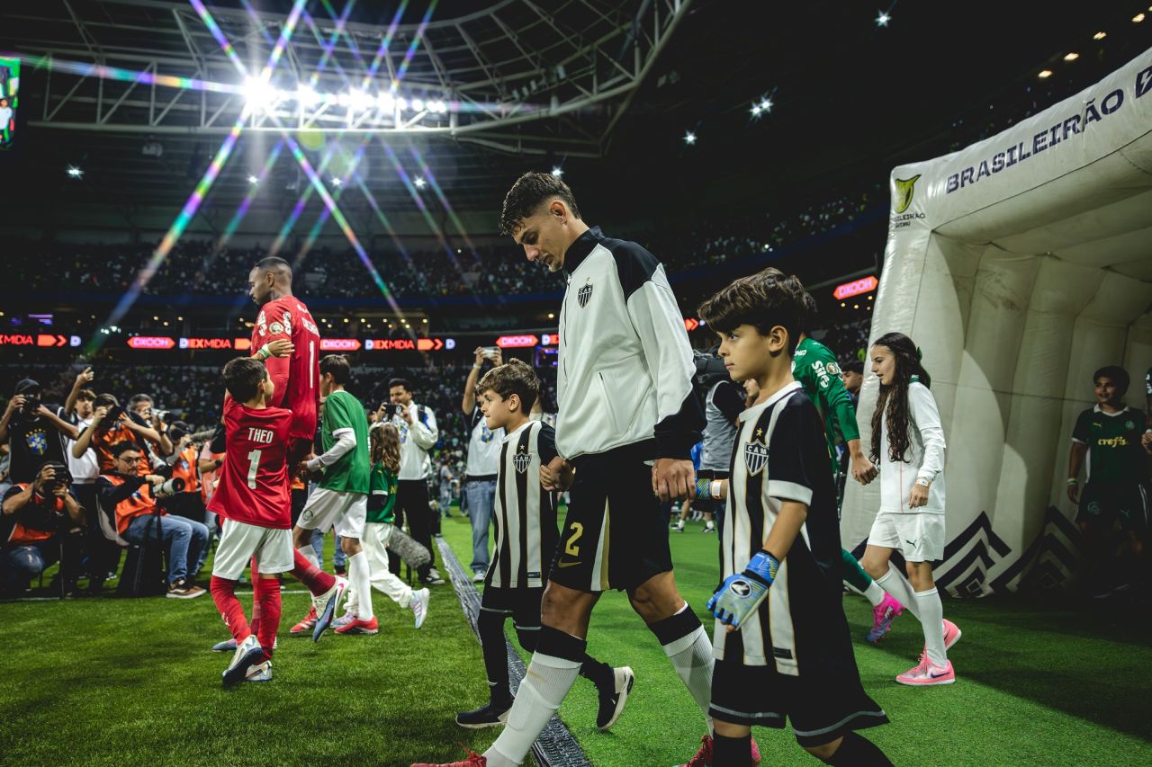 Natanael em ação pelo Atlético