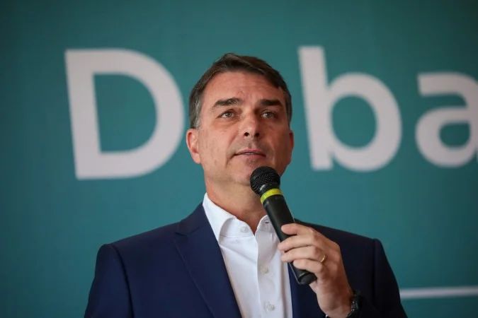 Flávio Bolsonaro e Tereza Cristina