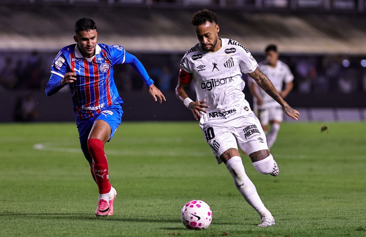Neymar em ação pelo Santos