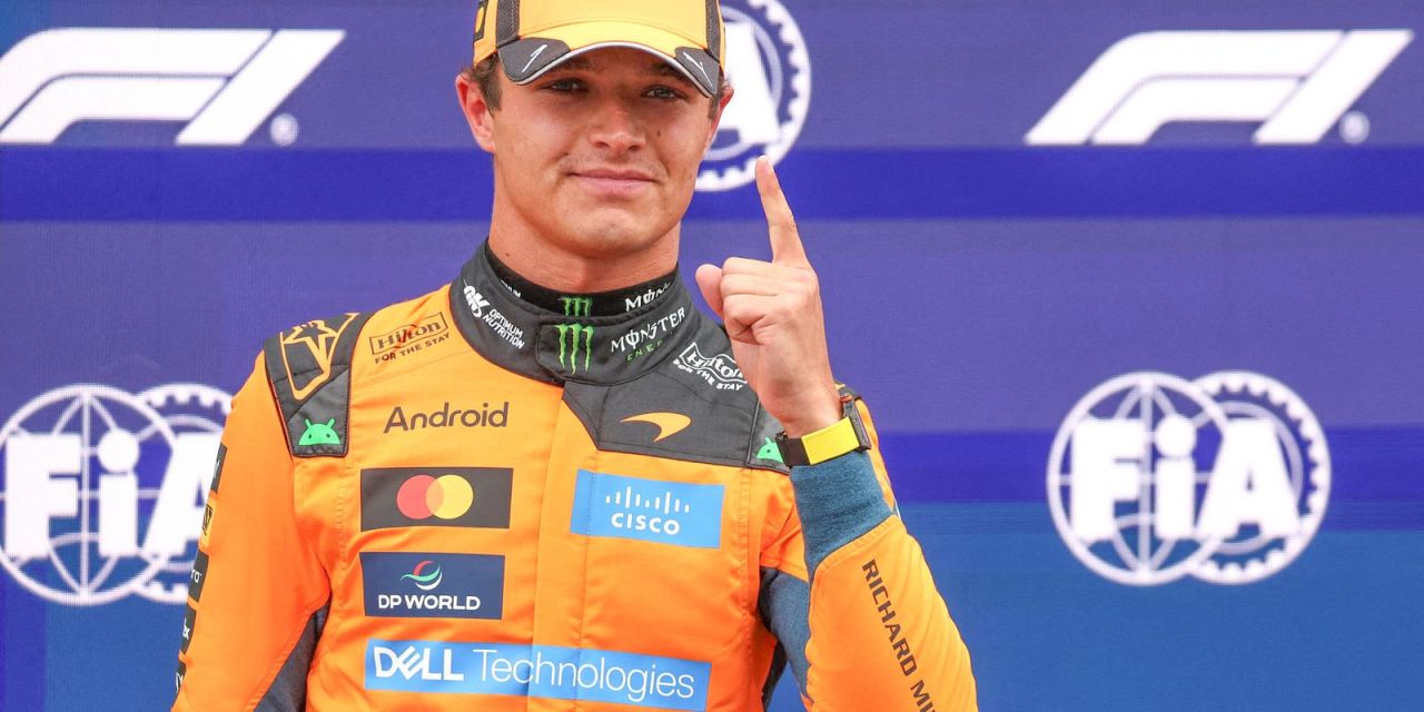Lando Norris celebra pole em Zandvoort