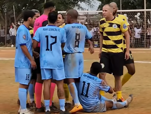 Nova Geração celebra o título da Copa Romano