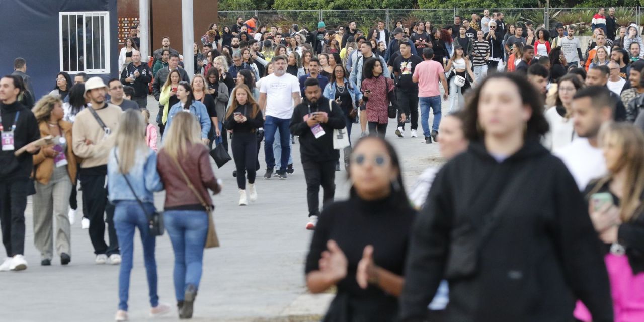 Assinatura de decretos sobre proteção a consumidores em eventos