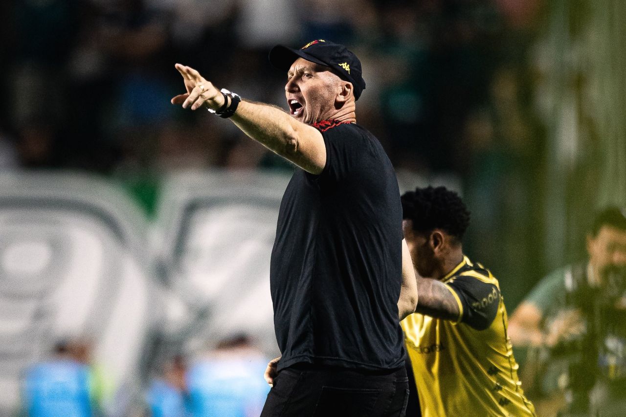 Gilmar Dal Pozzo durante partida pelo Sport