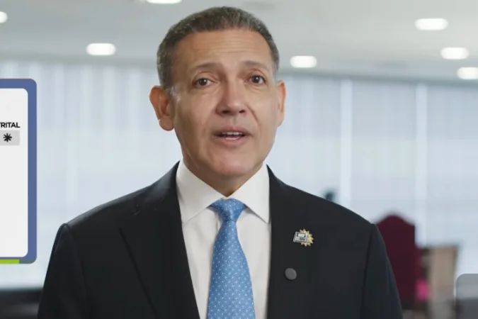 Ministro Nunes Marques no plenário do TSE