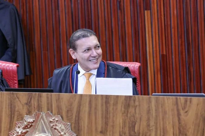 Ministro Kassio Nunes Marques em sessão do TSE