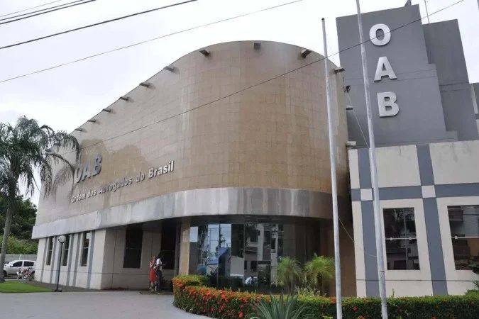 Petição judicial em tela de computador