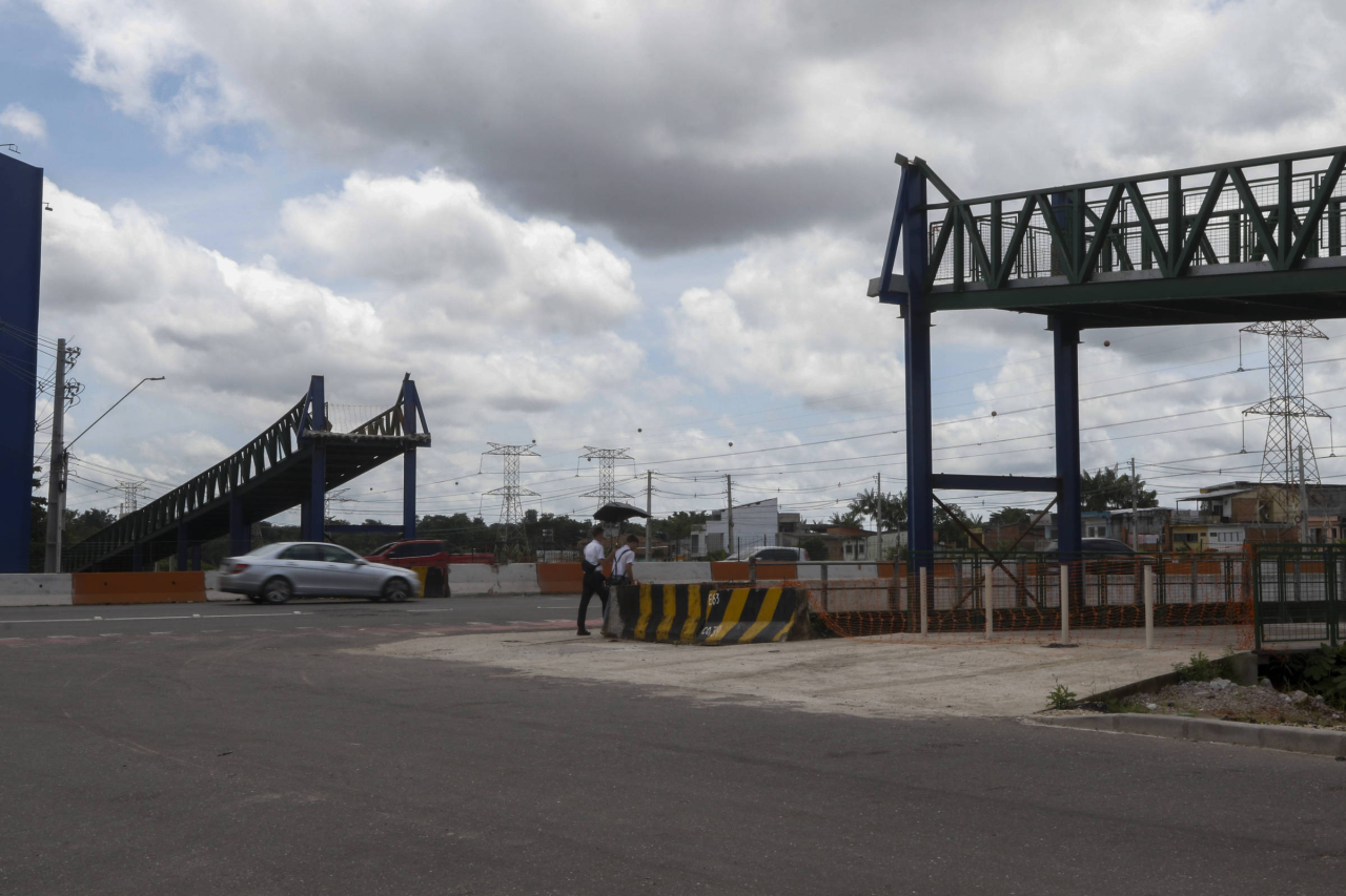 Parque Linear da Doca alagado em Belém