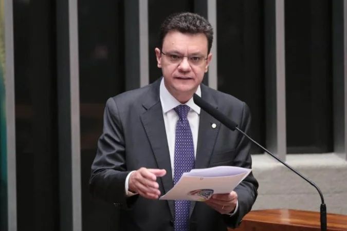 Odair Cunha em cerimônia oficial