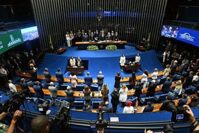 Cerimônia de promulgação da PEC no Senado