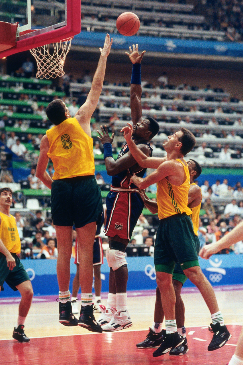 Oscar Schmidt em ação nas Olimpíadas