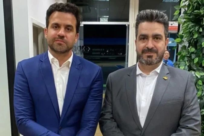 Pablo Marçal durante registro de candidatura