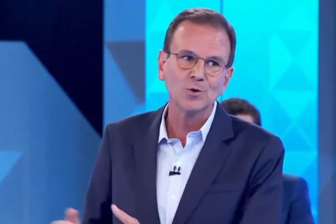 Debate entre Eduardo Paes e Douglas Ruas na TV Globo