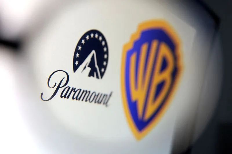 Fachada da Paramount com letreiro do estúdio