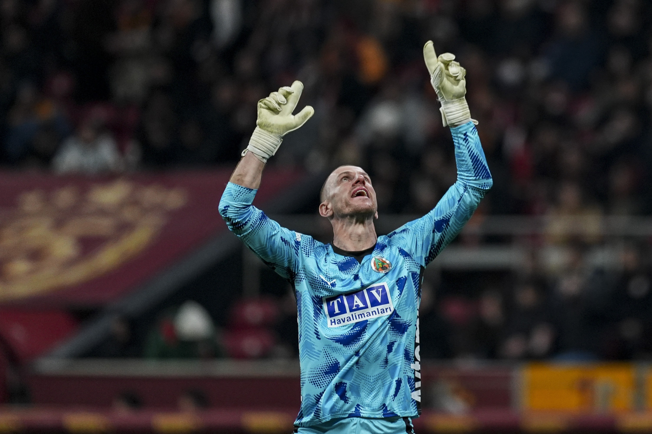 Paulo Victor em ação pelo Alanyaspor