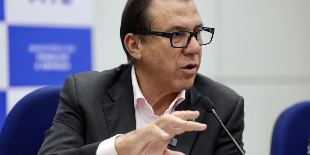 Ministro Luiz Marinho no Palácio do Planalto