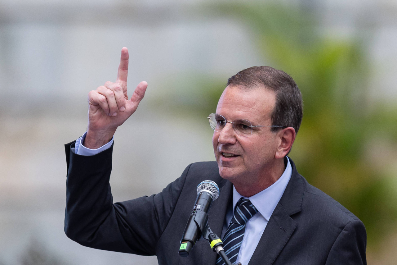 Eduardo Paes em evento público