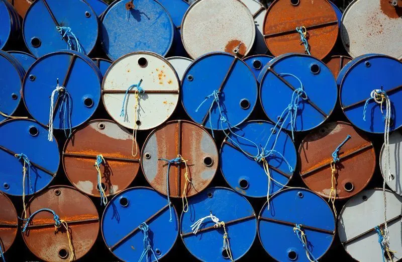Gráfico de preços do petróleo em queda