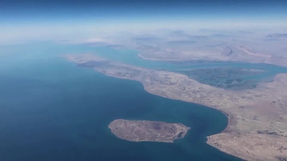 Navio-tanque no Estreito de Ormuz