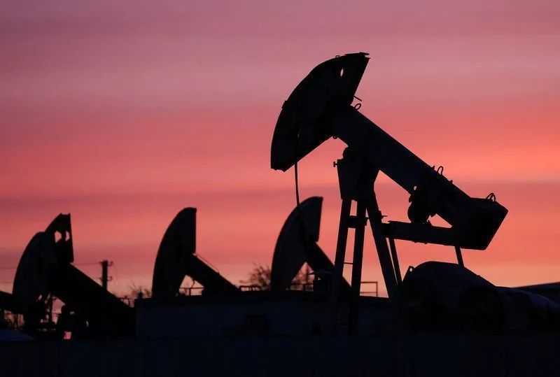 Navio petroleiro no Estreito de Ormuz