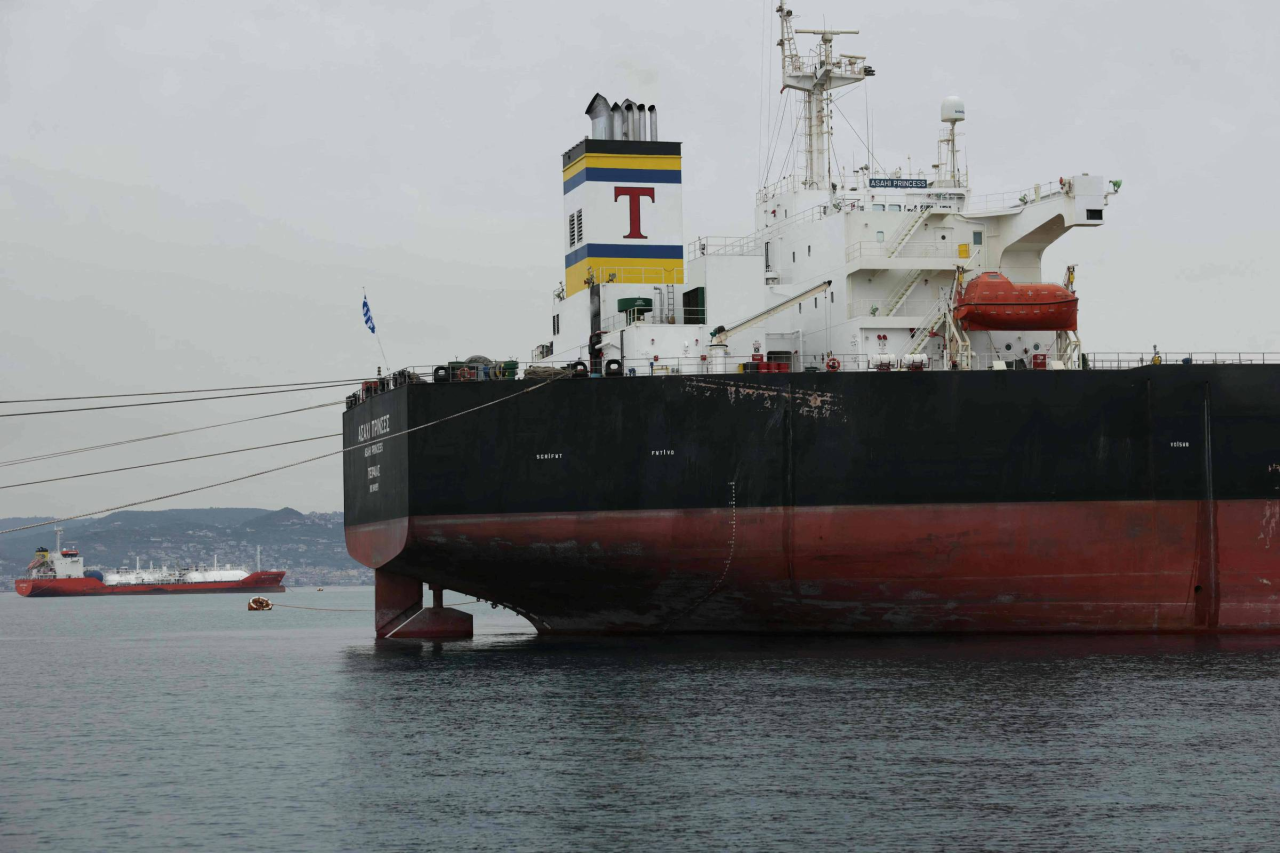 Navio-tanque no estreito de Hormuz