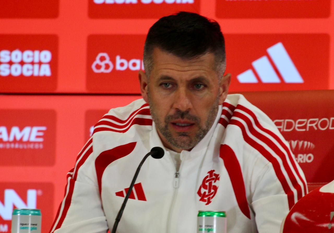 Paulo Pezzolano em entrevista após a classificação do Inter