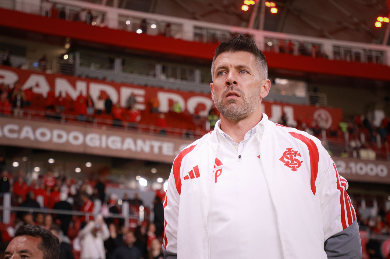 Pezzolano celebra no Beira-Rio