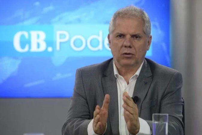 Relatório final da Polícia Federal sobre fraudes no INSS