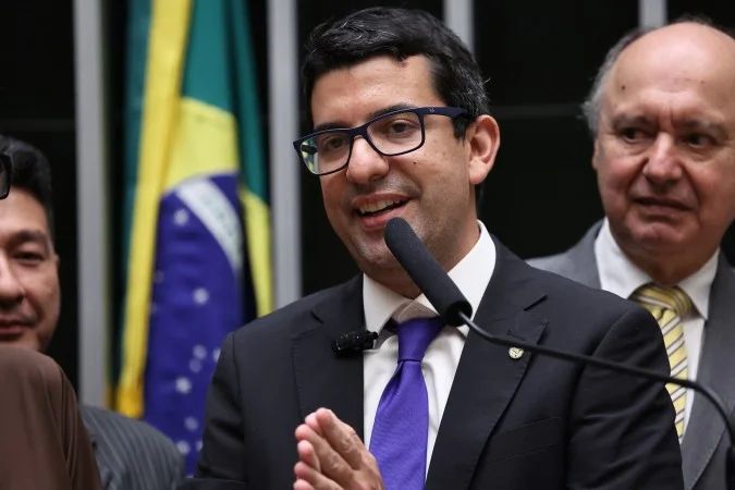 Operação da Polícia Federal contra contratos de castração