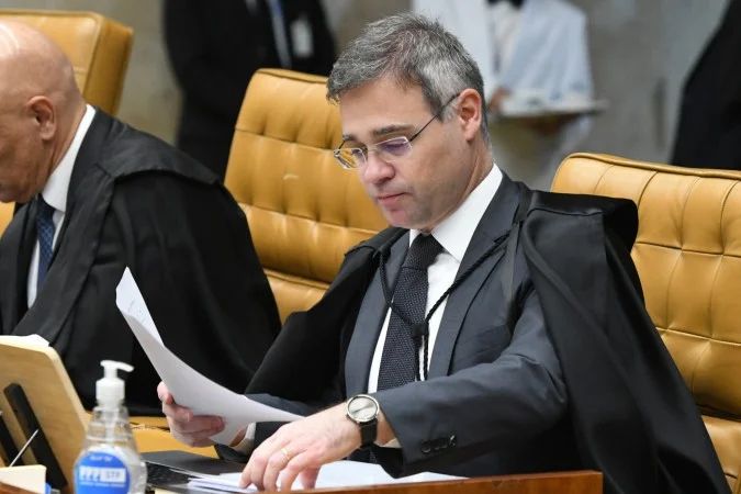 Ministro André Mendonça no plenário do STF