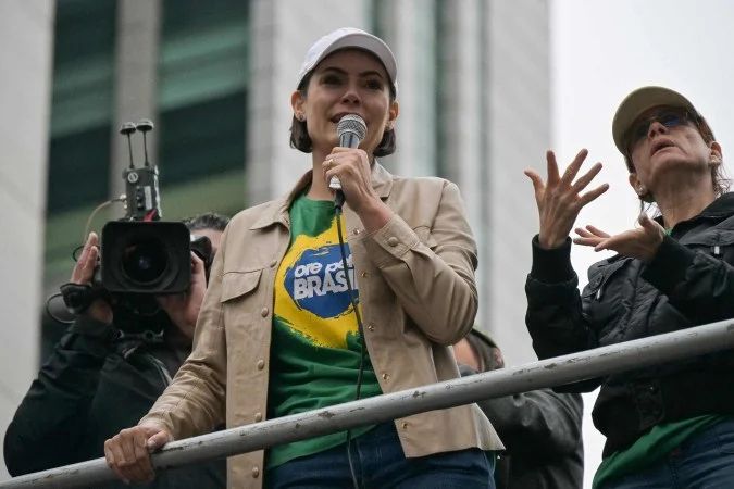 Michelle Bolsonaro em evento do PL