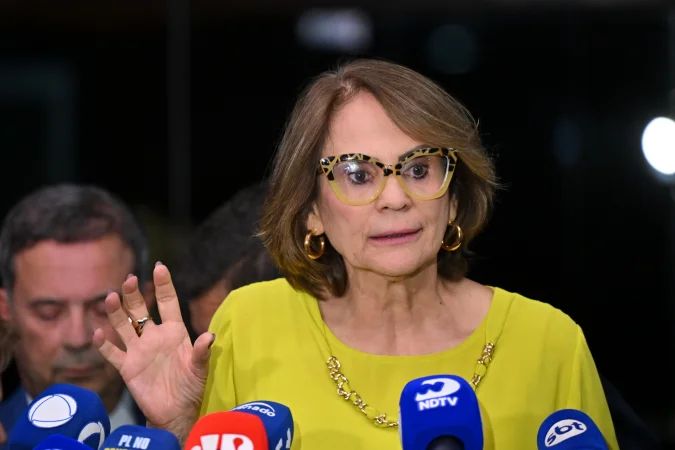 Senadora Damares Alves