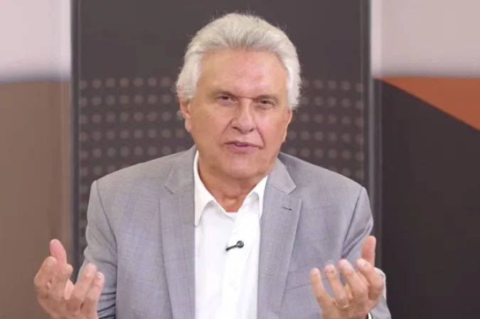 Ronaldo Caiado durante entrevista