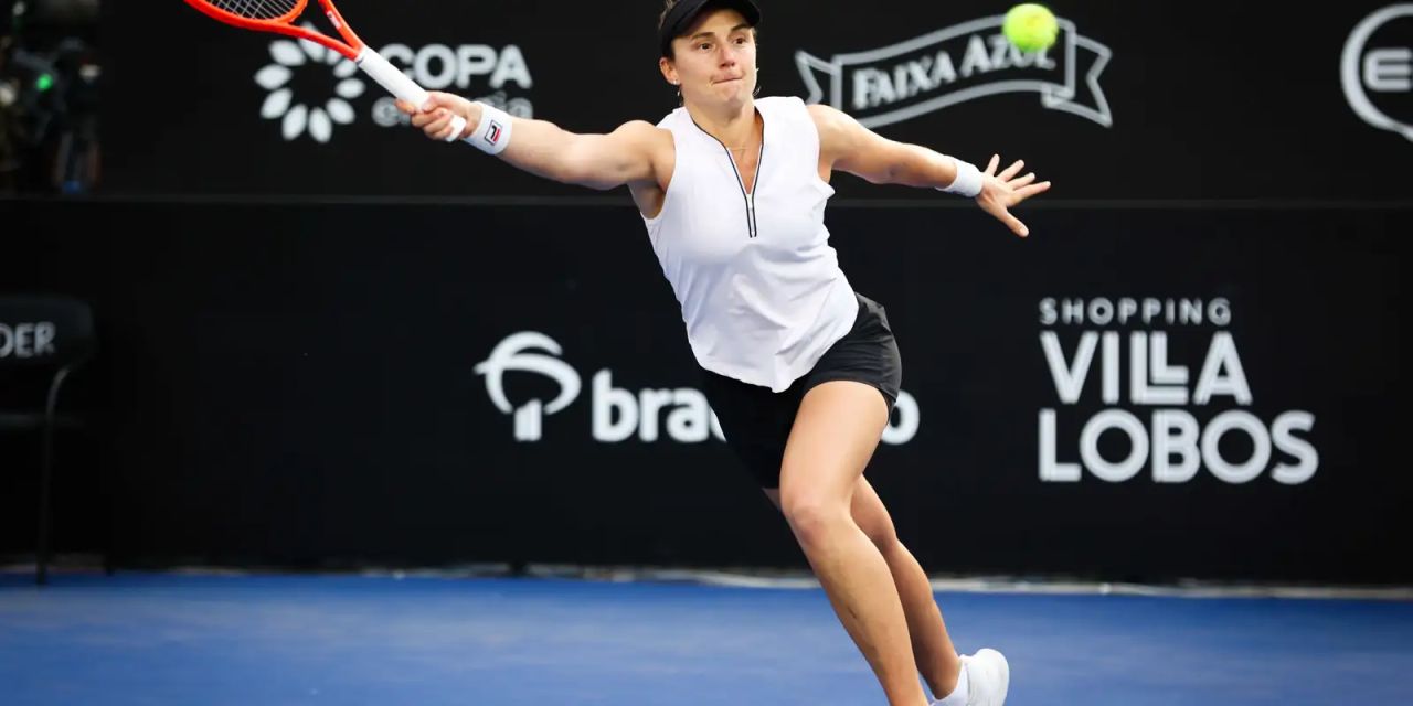 Nadia Podoroska durante semifinal contra Paula Badosa no SP Open