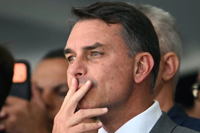 Senador Flávio Bolsonaro em discurso