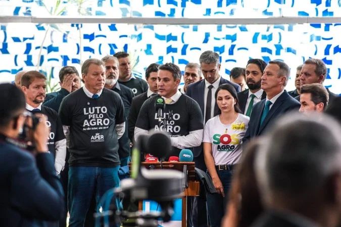 Produtores e parlamentares no Salão Verde