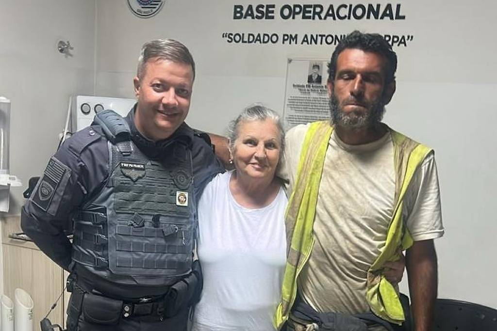 Reencontro mãe e filho na base da PM em Araraquara