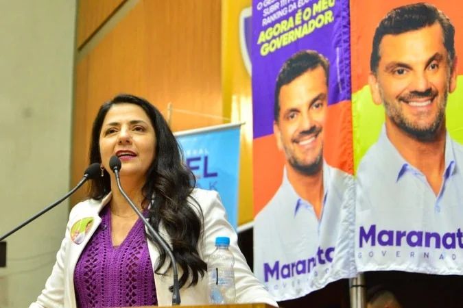Marisol Santos discursando durante convenção do PSDB em Porto Alegre