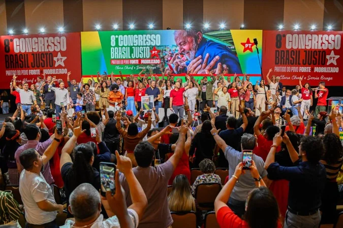 Delegados do PT durante o 8º Congresso Nacional