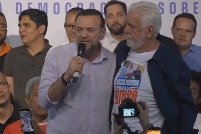 Edinho Silva e Jaques Wagner no evento do PT
