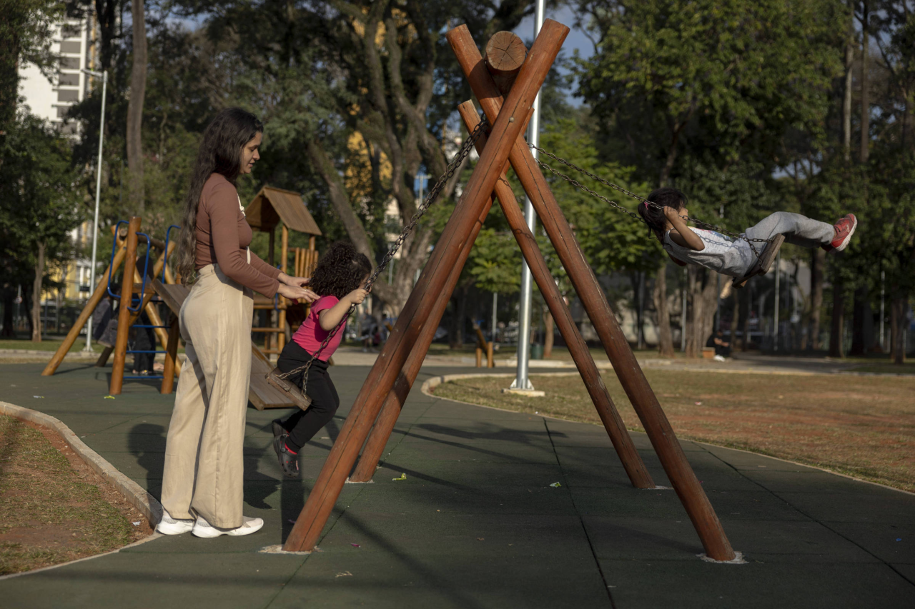 Fachada de cartório com pouco movimento no centro de São Paulo