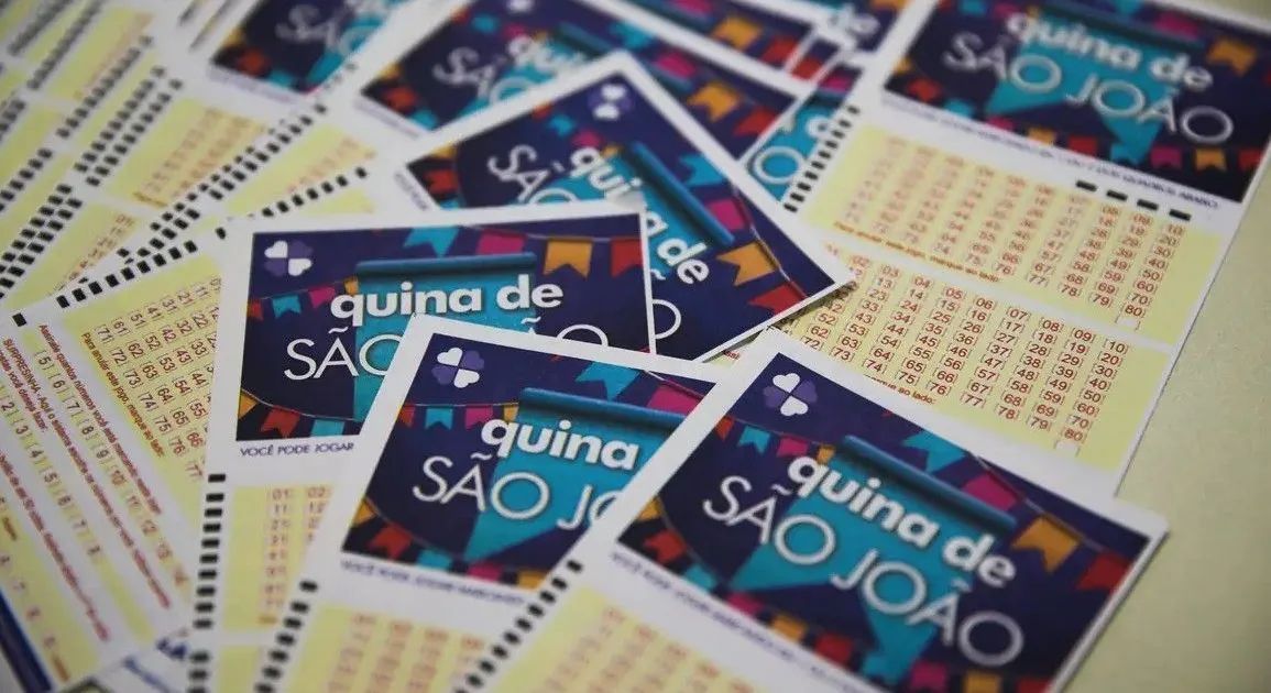 Bilhetes e bolas da Quina de São João
